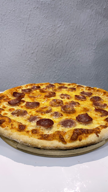 Monte sua pizza 35cm (2 sabores) + Bebida 1,5L 